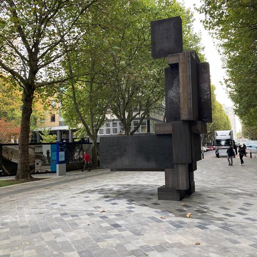Imperial College | Gormley Statue